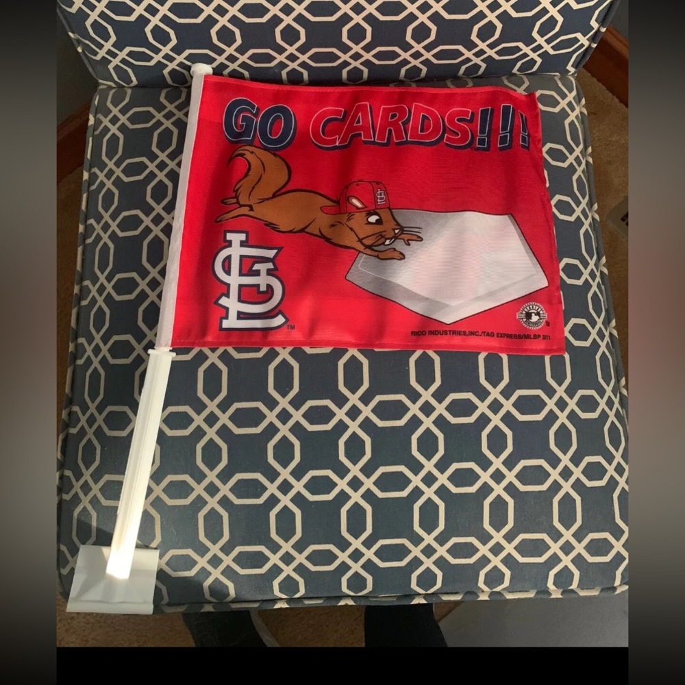 St Louis Cardinals World  Series 2011, Rally Squirrel Go Cards Car Mount/Flag .